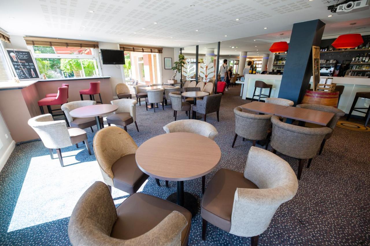 Hostellerie Saint Vincent Beauvais Aeroport Esterno foto