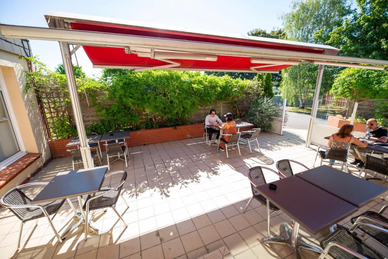 Hostellerie Saint Vincent Beauvais Aeroport Esterno foto