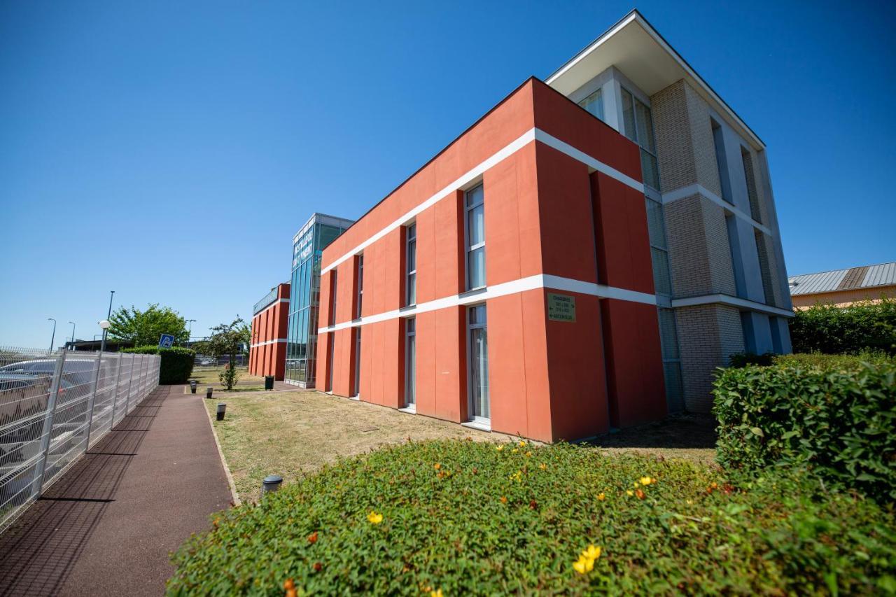 Hostellerie Saint Vincent Beauvais Aeroport Esterno foto